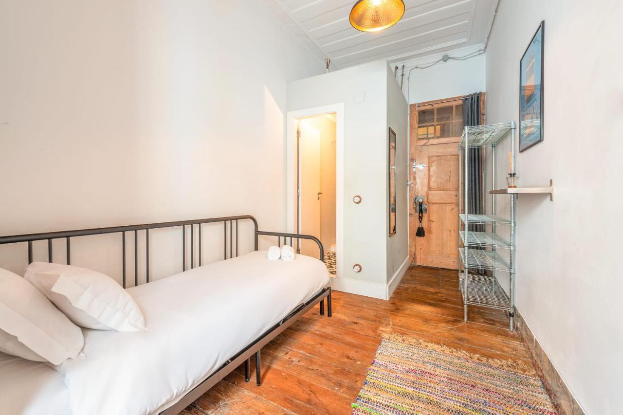 Guestready - Figueira Guesthouse Lisbona Esterno foto
